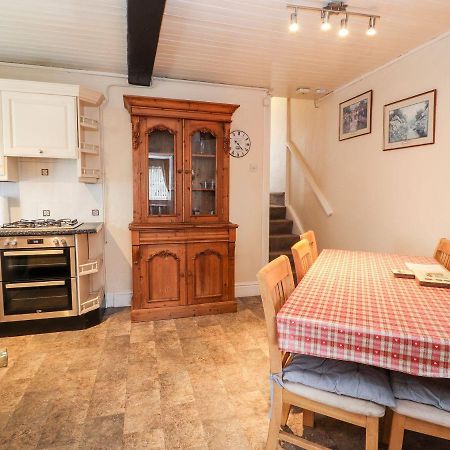 Scotch Hall Cottage Лланголлен Экстерьер фото