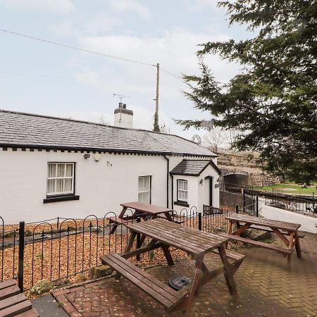 Scotch Hall Cottage Лланголлен Экстерьер фото